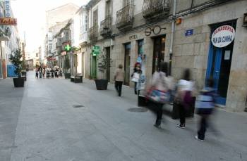La calle Lisa, una de las arterias más comerciales de la villa. (Foto: MARCOS ATRIO)