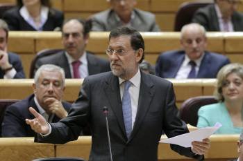 El presidente del Gobierno Mariano Rajoy, responde a una de las preguntas de la oposición. (Foto: KIKO HUESCA)