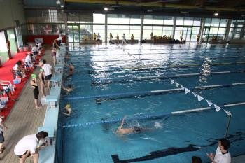 Imagen de una de las pruebas, este sábado en la piscina Rosario Dueñas (Foto: Xesús Fariñas)