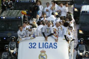 Los jugadores del Real Madrid, celebrando el título 2012.