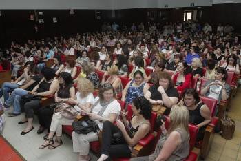 Asamblea de ayer de los empleados de Adolfo Domínguez.  (Foto: MIGUEL ÁNGEL)