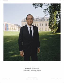 El presidente francés, François Hollande, en los jardines del palacio del Elíseo. (Foto: RAYMOND DEPARDON)