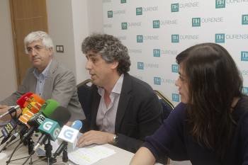Xosé Carballido, Xosé Manuel Pérez Bouza y Rocío Sampaio, en la presentación de Compromiso por Galicia. (Foto: MIGUEL ÁNGEL)