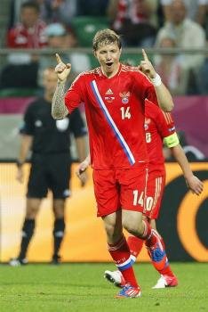 El jugador de Rusia Roman Pavlyuchenko celebra un gol ante República Checa durante el partido del grupo A de la Eurocopa 2012 en Breslavia (Polonia). Foto:  EFE/ ADAM CIERESZKO