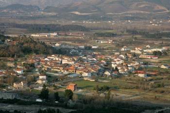 Vista del pueblo de Oímbra, donde se regularizaron cinco inmuebles. (Foto: MARTIÑO PINAL)