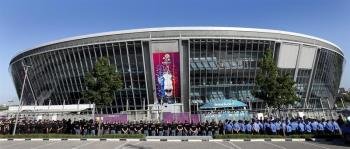 Exterior del estadio Donbass Arena de Donetsk, Ucrania. EFE/Robert Ghement