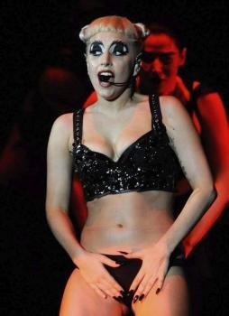 Lady Gaga saluda a Melbourne en ropa interior (Foto: Archivo EFE)