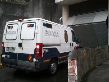  El exnovio de la joven asesinada el pasado lunes en Narón (A Coruña), Óscar J.F., de 33 años de edad, ha pasado la mañana de este jueves a disposición del titular del Juzgado Número Dos de Ferrol.