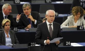 Van Rompuy, durante su internvención en el Parlamento Europeo. (Foto: PATRICK SEEGER)