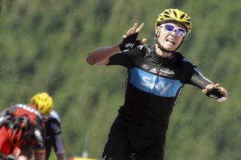 Froome celebra la victoria en la séptima etapa del Tour de Francia 2012. (Foto: Y. JANSENS)