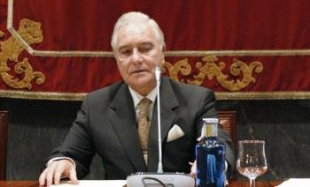 Carlos Dívar, expresidente del Consejo General del Poder Judicial (CGPJ) (Foto: Archivo EFE)