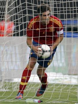Javi Martínez celebra el único gol del partido ante México. (Foto: JULIO MUÑOZ)