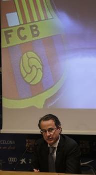 Javier Faus, durante la rueda de prensa en el Camp Nou. (Foto: KERIM OKTEN)