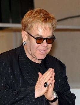 Elton John (Foto: Archivo EFE)
