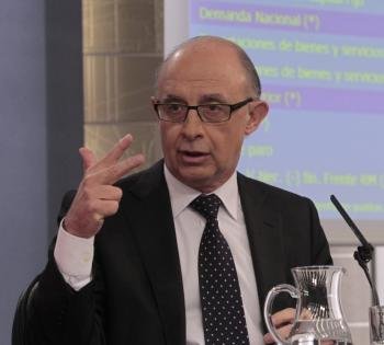 El ministro de Hacienda, Cristóbal Montoro, ha admitido que habrá nuevos recortes del gasto en 2013