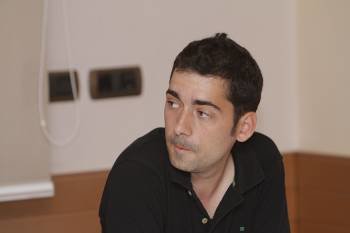 Alberto Fernández, director general del Ourense, durante la presentación del proyecto. (Foto: MIGUEL ÁNGEL)