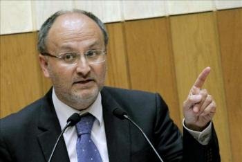 El portavoz del PSdeG en el Parlamento gallego, Abel Losada