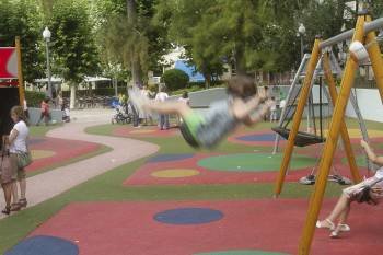 Niños jugando en Parque. (Foto: JOSÉ PAZ)