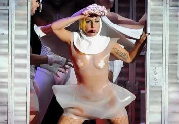 La siempre polémica y radical Lady Gaga actuará en el Palau Sant Jordi de Barcelona el 6 de octubre.  (Foto: ARCHIVO)
