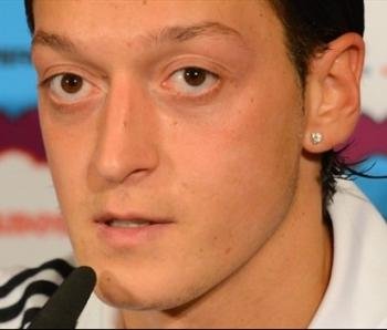 El centrocampista de la selección alemana y del Real Madrid, Özil