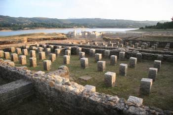 El campamento militar del yacimiento romano de Aquis Querquennis, en Porto Quintela (Bande). (Foto: XESÚS FARIÑAS)