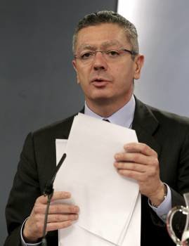 El ministro de Justicia, Alberto Ruiz-Gallardón. (Foto: S. BERRENECHEA)