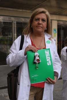 En la imagen, la delegada provincial de Satse, Pilar Oviedo. (Foto: XESÚS FARIÑAS)