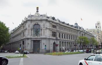 Sede central del Banco de España, en la madrileña Plaza de Cibeles. (Foto: HOHEM GOUVEIA)