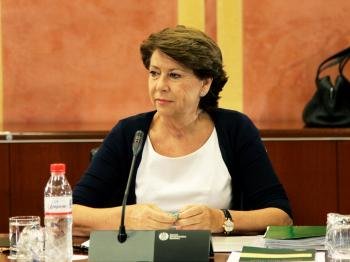 Magdalena Álvarez, en la comisión de los ERE