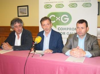 Los candidatos de Compromiso por Galicia en rueda de prensa.