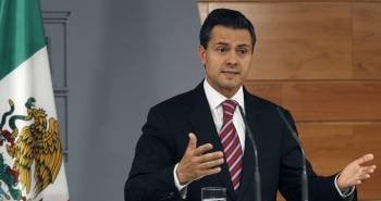 Peña Nieto, presidente electo de México, en su comparecencia tras reunirse con Mariano Rajoy (Foto: BALLESTEROS)