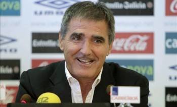 Paco Herrera, entrenador del Celta, en rueda de prensa.