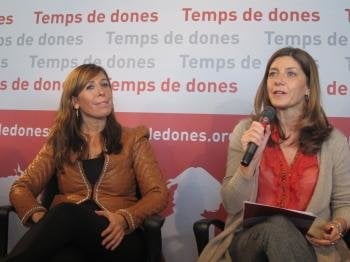  La líder del PP catalán, Alícia Sánchez-Camacho, y María José García Cuevas.