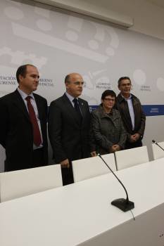 Javier Martínez, Manuel Baltar, Manuela Sotelo y José Fírvida. (Foto: XESÚS FARIÑAS)