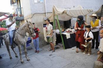 Feria de A Pepa Loba, una de las actividades que optan a ayudas culturales. (Foto: MARTIÑO PINAL )