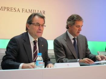  El presidente de la Generalitat Artur Mas y el del IEF José Manuel Entrecanales.