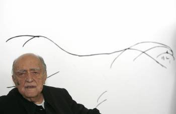 Óscar Niemeyer, en una imagen de diciembre de 2007. (Foto: ARCHIVO)