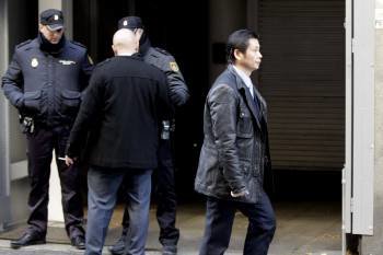 Gao Ping, saliendo de la Audiencia Nacional tras su comparecencia ante el juez el pasado miércoles. (Foto: JAVIER LIZÓN)