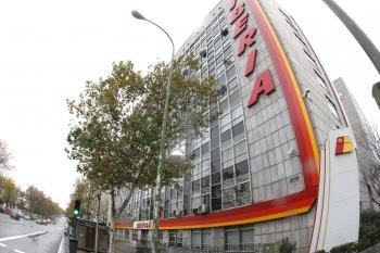 Iberia y sindicatos, reunidos en SIMA para acercar posturas y evitar huelga