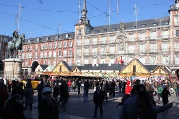 El mercadillo navideño que se instalada todos los años en Madrid. (Foto: ARCHIVO)