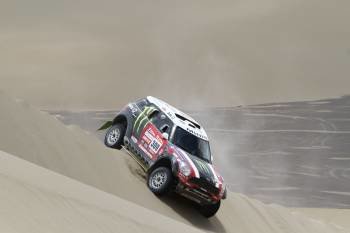 Uno de los Mini All 4 participantes en la pasada edición del Dakar.