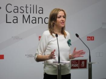 La portavoz de la Ejecutiva regional del PSOE, Cristina Maestre.