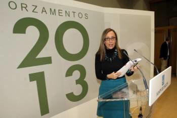 Elena Muñoz, conselleira de Facenda, en la presentación de los Presupuestos, el pasado día 28.   (Foto: CONCHI PAZ)