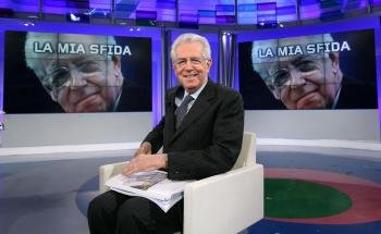  El dimisionario primer ministro Mario Monti asiste al programa de televisión 'Uno Mattina', en Roma