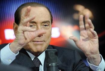 El magnate de los medios de comunicación italiano Silvio Berlusconi, líder del partido Pueblo de la Libertad