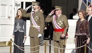 Don Juan Carlos reapareció en público -en su primera actividad oficial fuera de la Zarzuela tras la operación en la cadera del pasado 23 de noviembre