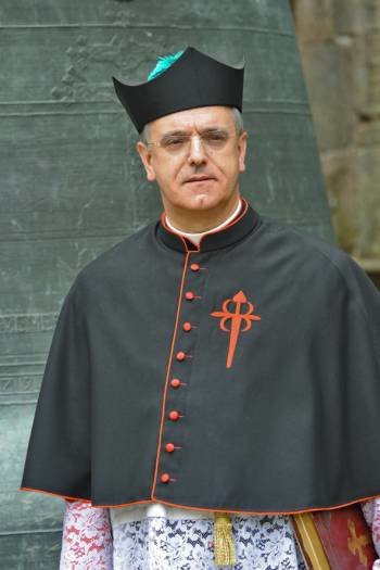 Monseñor Leonardo Lemos Montanet, obispo de Ourense. (Foto: ARCHIVO)