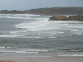 A Coruña, Lugo y Pontevedra siguen en alerta amarilla por fenómenos costeros