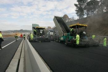 Últimas obras en la autovía Ourense a Celanova. (Foto: Miguel Angel)