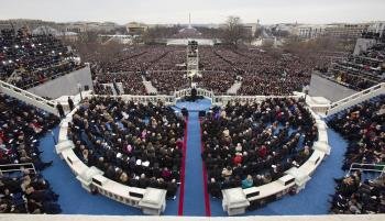 El presidente estadounidense, Barack Obama, pronuncia su discurso inaugural tras jurar su cargo para un segundo mandato que concluirá en enero de 2017 (Foto: EFE)